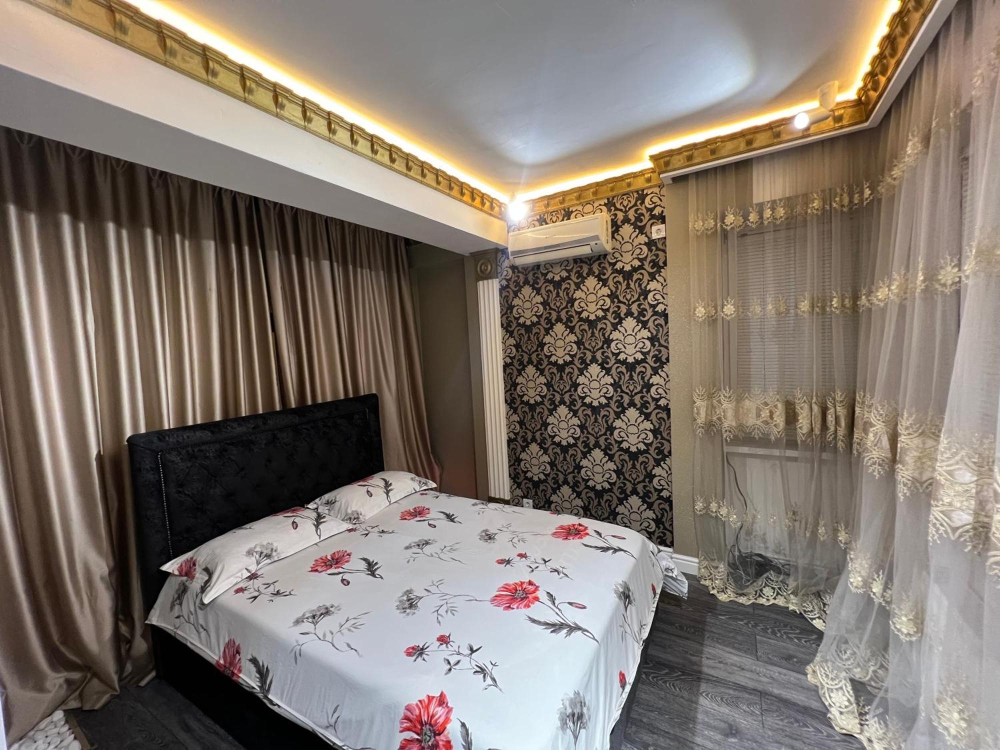 2 Bedrooms Heart Of City Center Chişinău Esterno foto